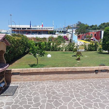 La Sirenetta Villa Tortoreto Eksteriør billede
